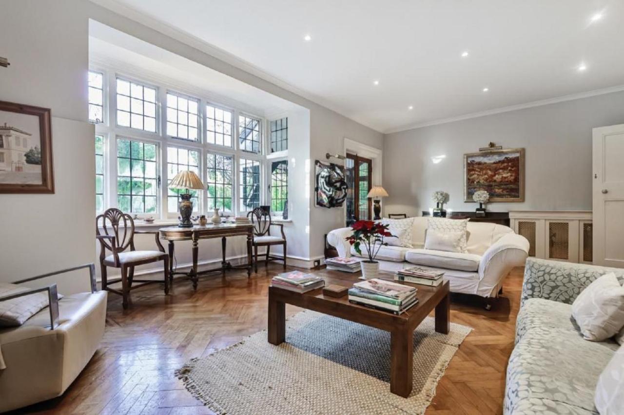 Willa Coach House Woking Zewnętrze zdjęcie